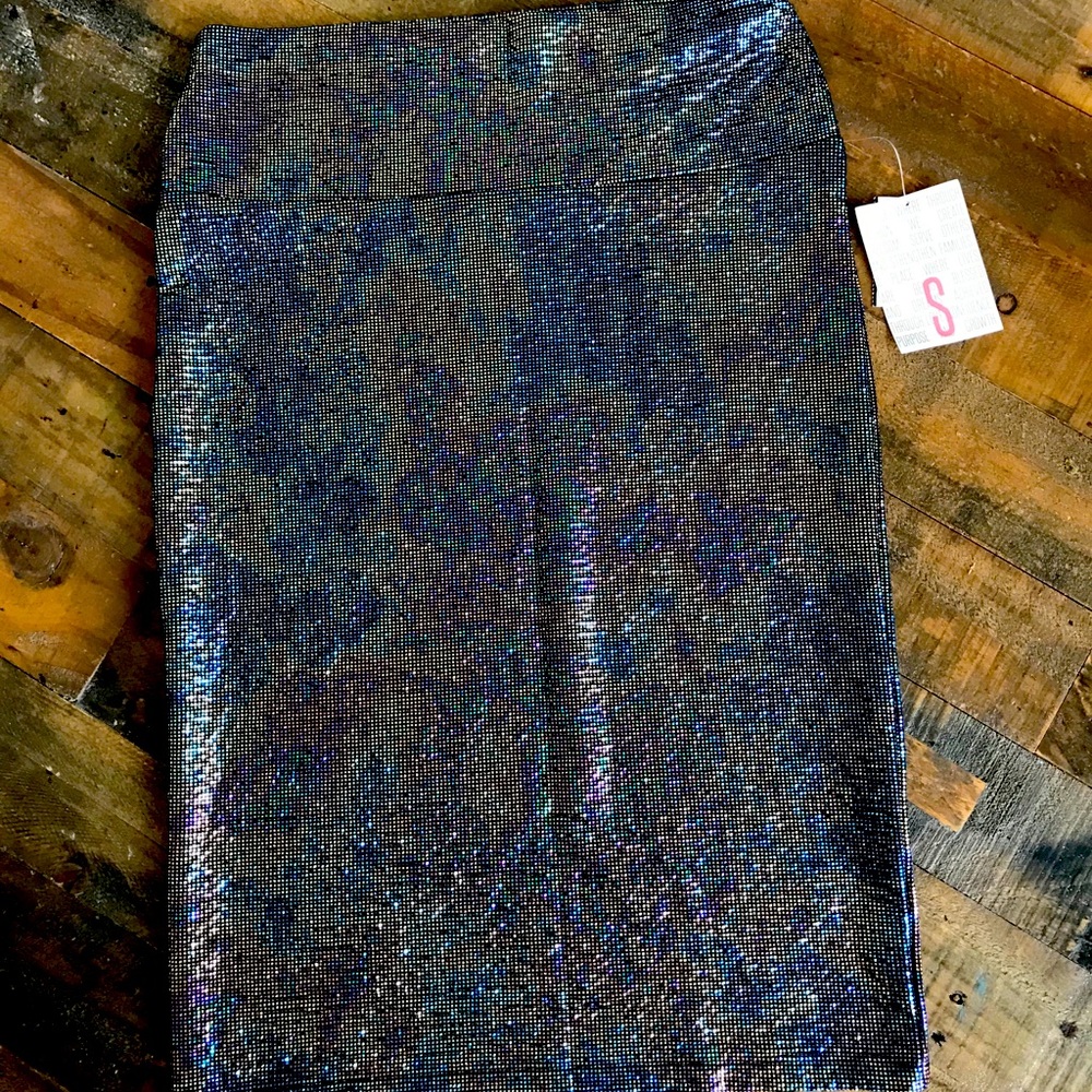 LulaRoe Elegant Cassie Oil Slick Mermaid Rainbow